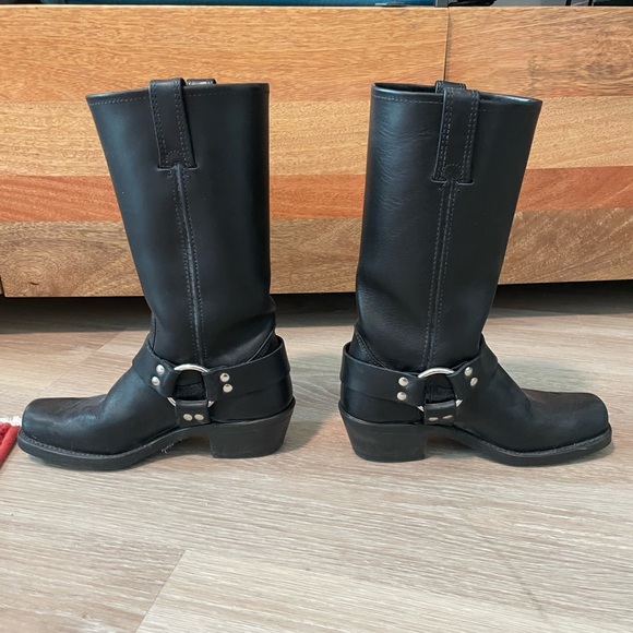 Frye 2R Harness Boots in Black Leather - Picture 10 of 10